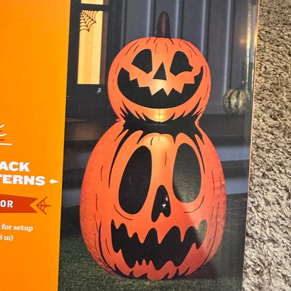 Hyde and Eek 3.5ft LED Inflatable Double Stack Jack-O-Lanterns Halloween Decor